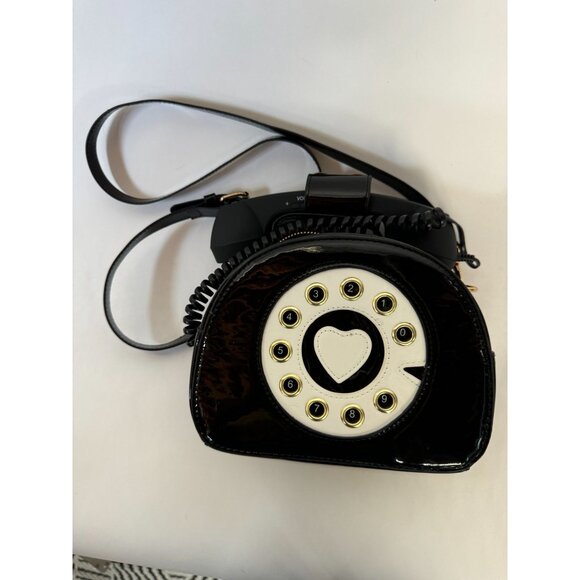 Retro Black & White Telephone Handbag With Heart Dial & Functional Cord - Picture 12 of 16